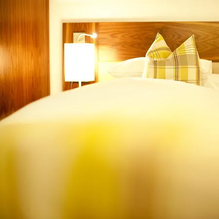 Hotel Zum Dorfschmied 3*