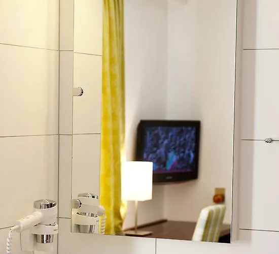 ホテル Zum Dorfschmied