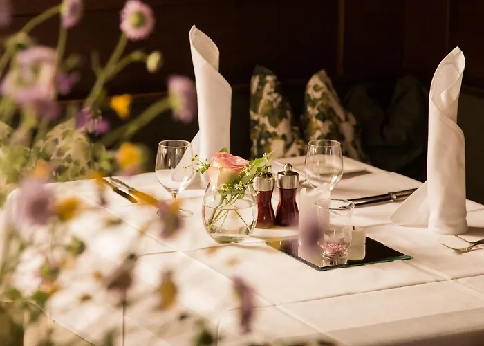 Zum Dorfschmied ホテル 3*